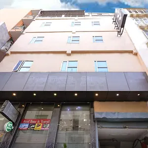 https://clayton-new-delhi.hotelsdelhi.org